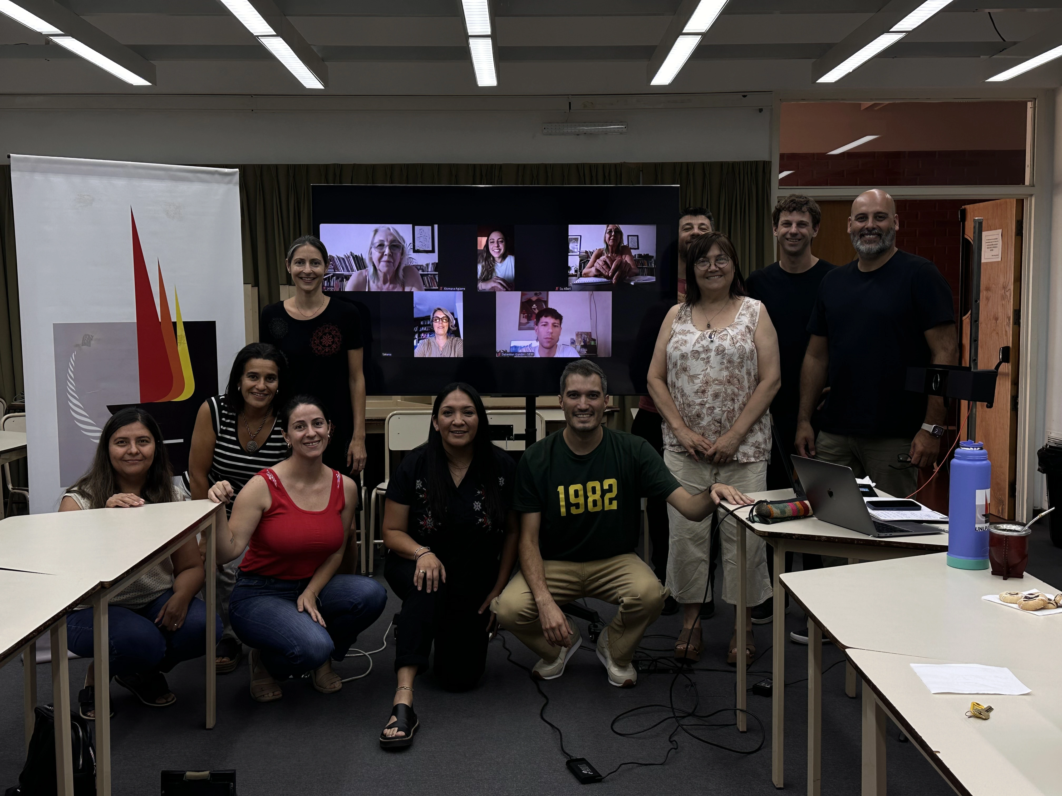 GEPDiPE - Políticas, Discursos y Prácticas en Educación